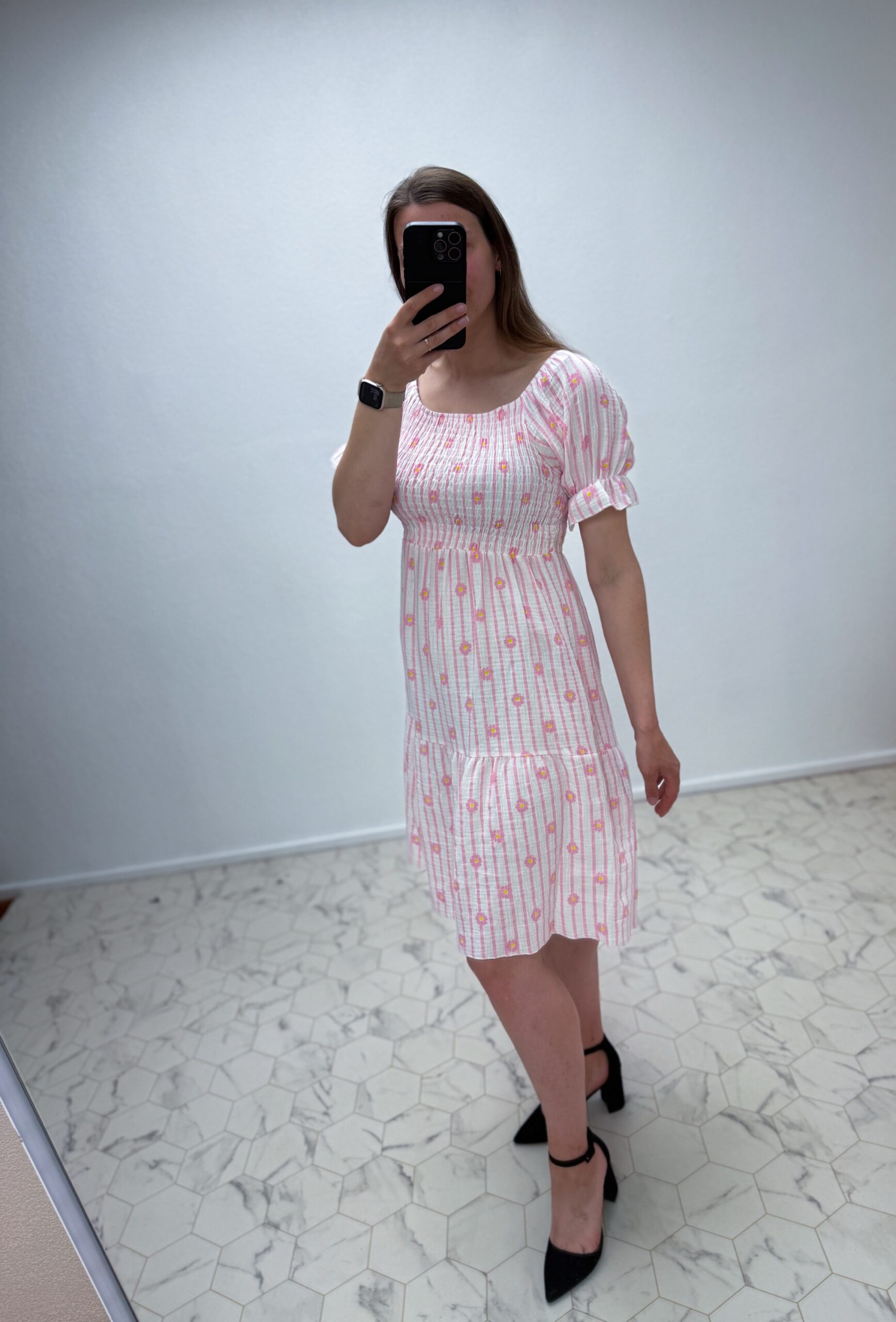 Lilledega triibuline kleit - Image 2