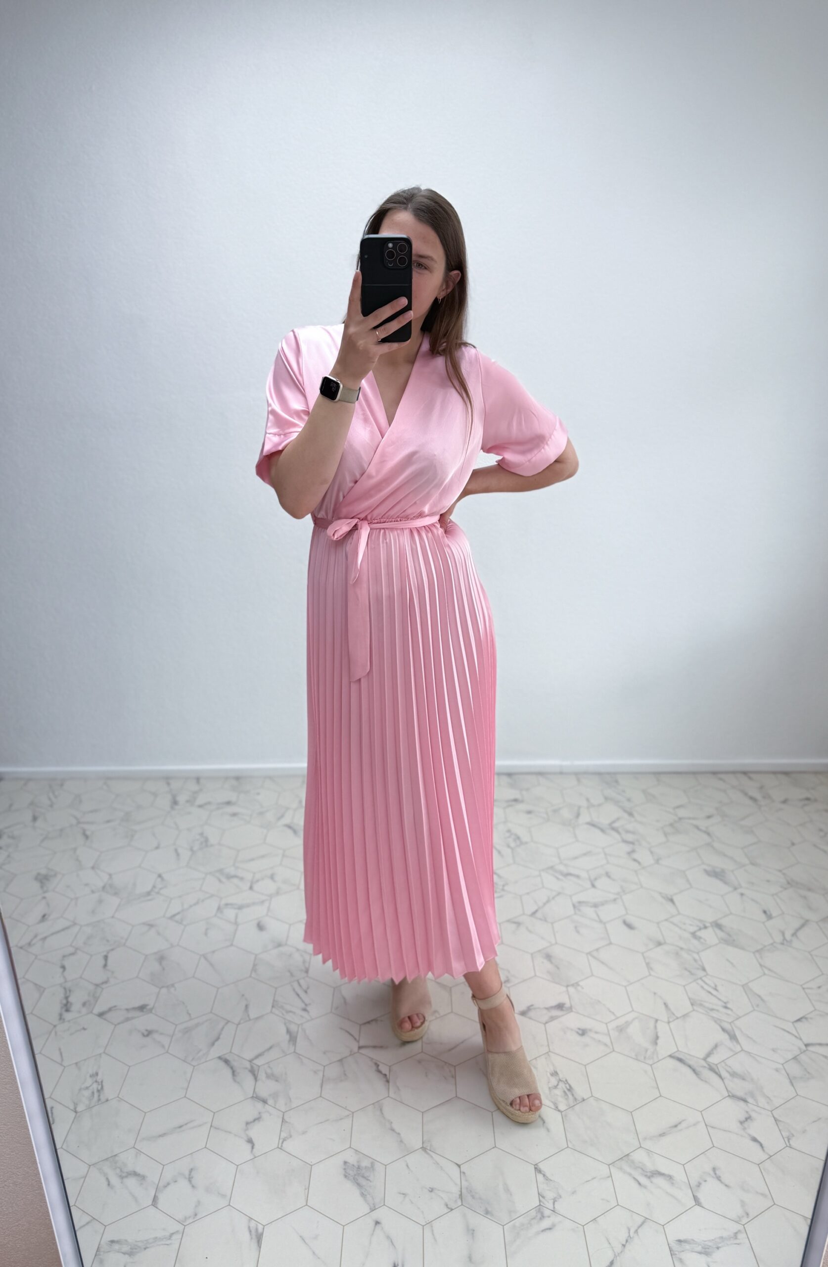 Roosa siidjas kleit - Image 2