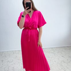 Fuksiaroosa siidjas kleit