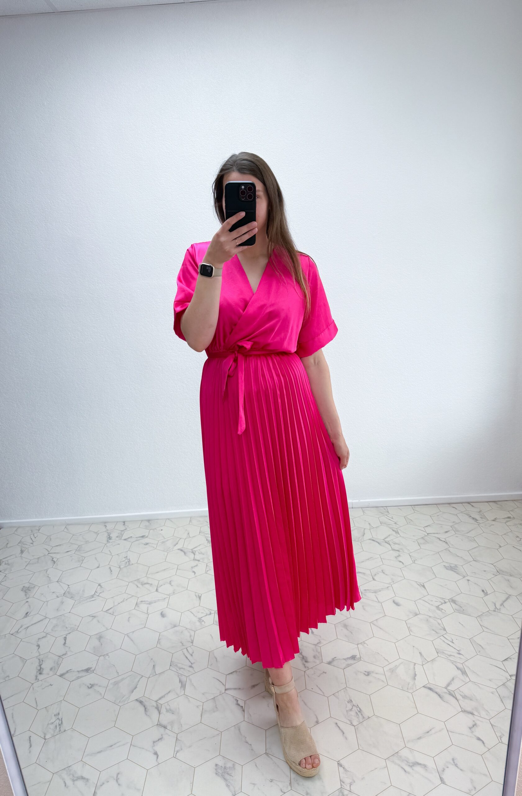 Fuksiaroosa siidjas kleit - Image 2